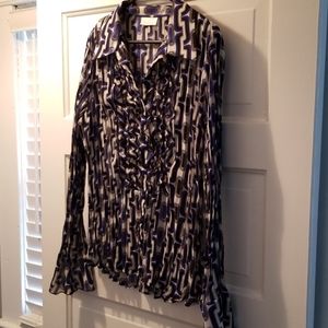 Lightweight ruffled bell sleeved shirt